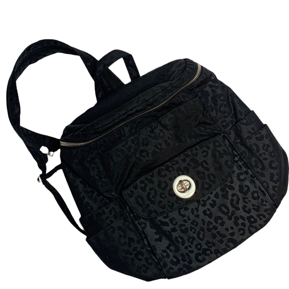Baggallini Metro Black Cheetah Backpack Travel Convertible Purse
